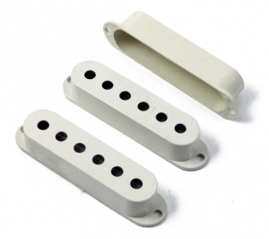 DM2001W i gruppen Tilbehr Strengerinstrumenter / Hardware / Pickup Covers hos Crafton Musik AB (376506127650)